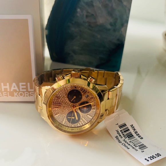 SOLD 💯NEW Michael Kors Watch Bradshaw Gold Stainless - Picture 4 of 10